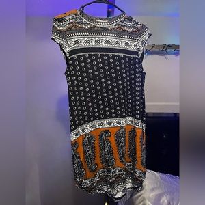 Great light weight dress bought at free🥰 size xs, short, flirty, and soft